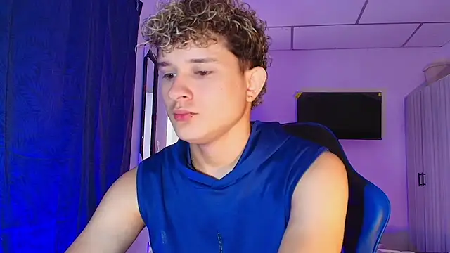 Snapshot of Nathan_Bluee chatting on 19, 7, 2026 Nathan Bluee online show from 19, 7, 2026