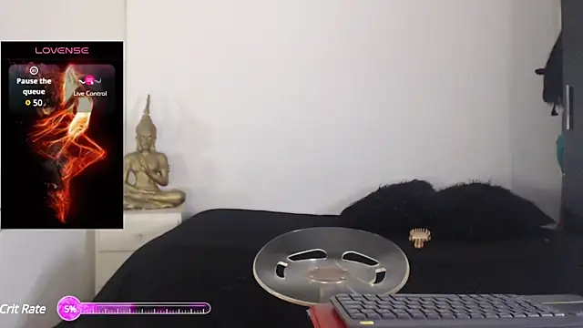 AvaLoch online show from 10, 3, 2025