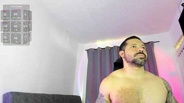 FreeLoveCouple online show from 14, 5, 2026