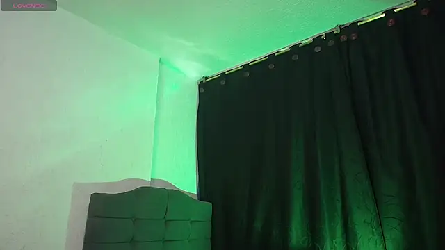 sexybat twink online show from 27, 9, 2025