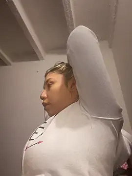 Khalyk G online show from 22, 4, 2026