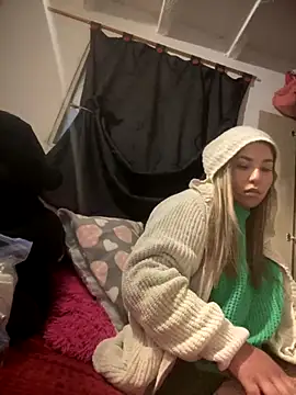 Snapshot of Khalyk_G chatting on 27, 11, 2025 Khalyk G online show from 27, 11, 2025