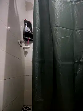 Snapshot of Khalyk_G chatting on 7, 11, 2025 Khalyk G online show from 7, 11, 2025