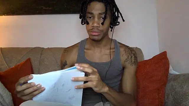 Snapshot of Skinnyblackman chatting on 22, 11, 2025 Skinnyblackman online show from 22, 11, 2025