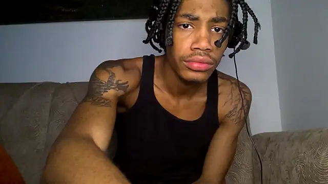 Snapshot of Skinnyblackman chatting on 27, 11, 2025 Skinnyblackman online show from 27, 11, 2025