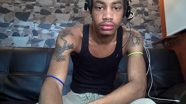 Skinnyblackman online show from 23, 4, 2026