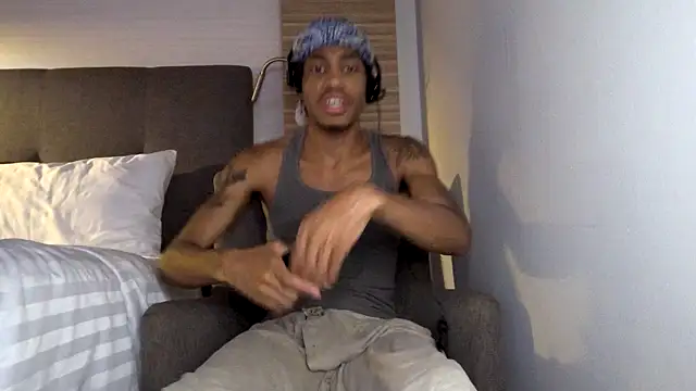 Skinnyblackman online show from 27, 4, 2026