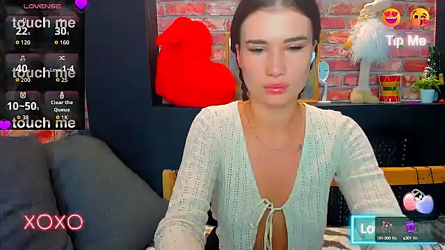 Snapshot of UrJoyy chatting on 8, 10, 2025 UrJoyy online show from 8, 10, 2025