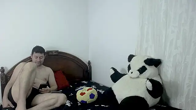 ambar jacksonn online show from 10, 3, 2026