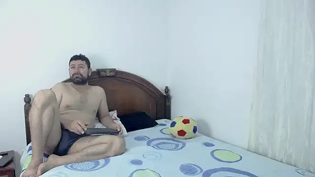 ambar jacksonn online show from 3, 2, 2026