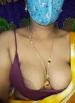 Snapshot of anisha91 chatting on 21, 9, 2025 anisha91 online show from 21, 9, 2025