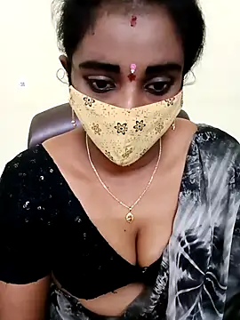 Snapshot of anisha91 chatting on 7, 3, 2025 anisha91 online show from 7, 3, 2025