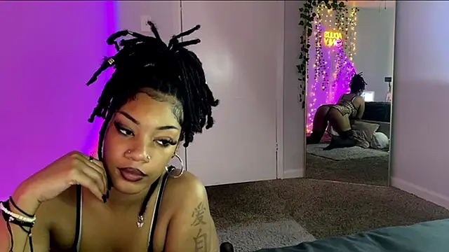 Snapshot of SheSoNastyy_21 chatting on 1, 10, 2025 SheSoNastyy 21 online show from 1, 10, 2025