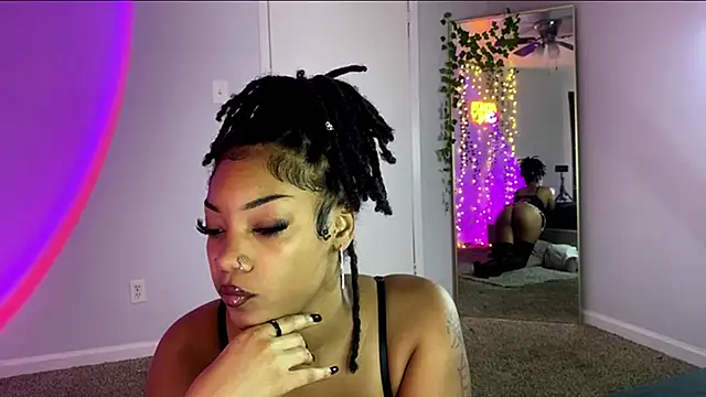 Snapshot of SheSoNastyy_21 chatting on 30, 9, 2025 SheSoNastyy 21 online show from 30, 9, 2025