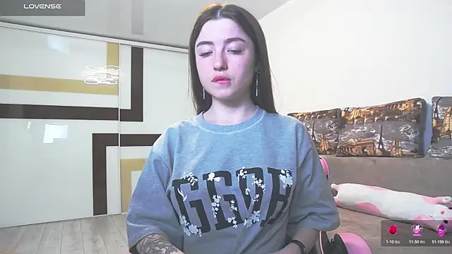 Snapshot of Luxuryalma chatting on 1, 6, 2026 Luxuryalma online show from 1, 6, 2026