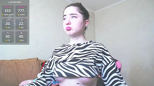 Snapshot of Luxuryalma chatting on 5, 5, 2026 Luxuryalma online show from 5, 5, 2026