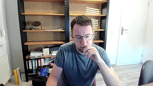 Snapshot of green_oasis100 chatting on 3, 1, 2025 green oasis100 online show from 3, 1, 2025