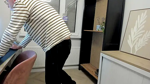 Snapshot of green_oasis100 chatting on 5, 10, 2025 green oasis100 online show from 5, 10, 2025