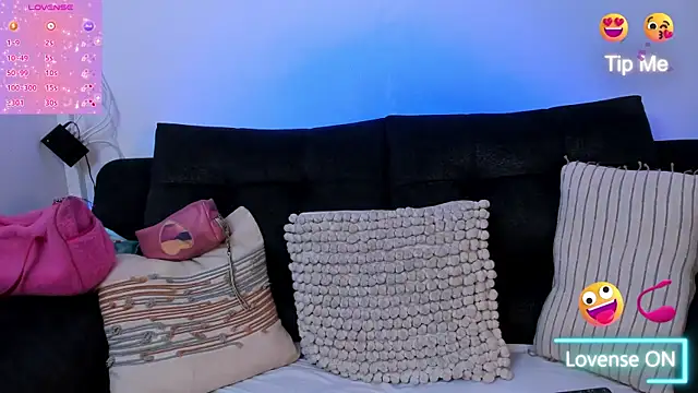 shannel  queen online show from 30, 10, 2025