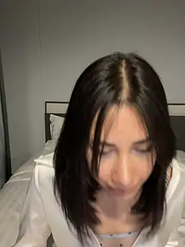 Sophiehii online show from 7, 12, 2024