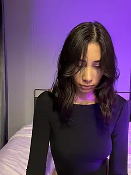 Sophiehii online show from 10, 2, 2025