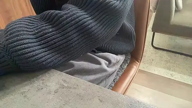 atom0407 online show from 10, 3, 2026