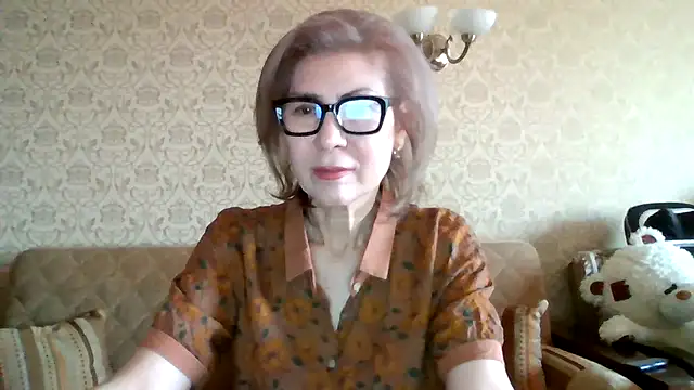 Elegant00Lady online show from 19, 2, 2026