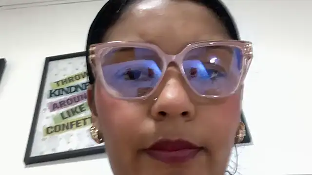 Snapshot of anaesca chatting on 22, 5, 2026 anaesca online show from 22, 5, 2026