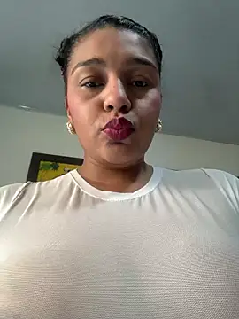 Snapshot of anaesca chatting on 25, 10, 2025 anaesca online show from 25, 10, 2025