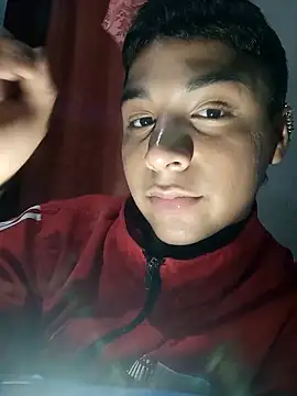 Snapshot of Seductivo_jr chatting on 5, 5, 2026 Seductivo jr online show from 5, 5, 2026