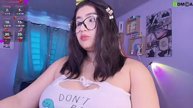 Snapshot of juli_juliana chatting on 19, 5, 2026 juli juliana online show from 19, 5, 2026