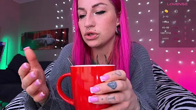 Snapshot of Tanya_Acid chatting on 26, 6, 2026 Tanya Acid online show from 26, 6, 2026