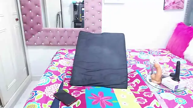salome ebony online show from 25, 2, 2025