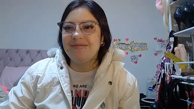 Snapshot of lanaqueen699 chatting on 8, 5, 2026 lanaqueen699 online show from 8, 5, 2026