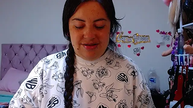 lanaqueen699 online show from 6, 4, 2026