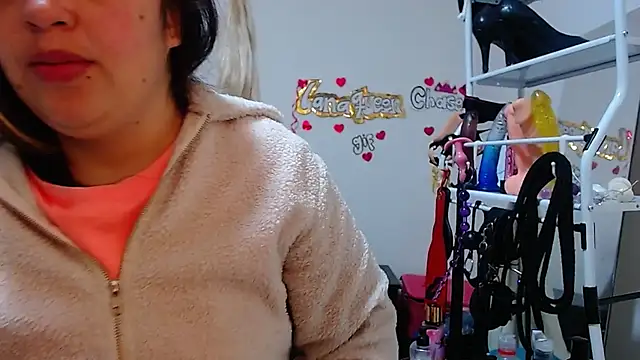 lanaqueen699 online show from 15, 10, 2025