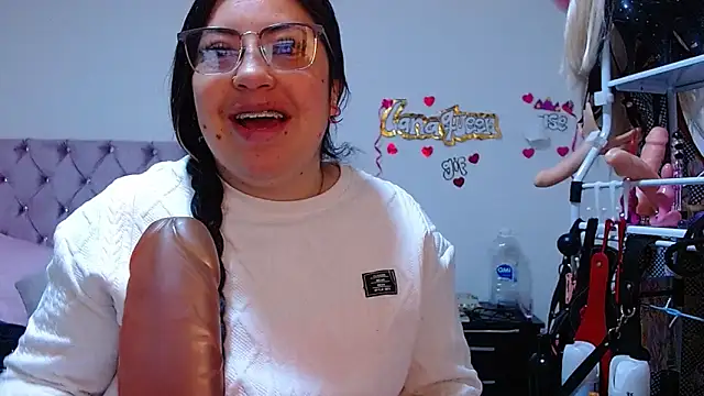 lanaqueen699 online show from 8, 4, 2026