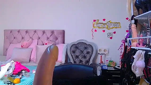 Snapshot of lanaqueen699 chatting on 21, 5, 2026 lanaqueen699 online show from 21, 5, 2026