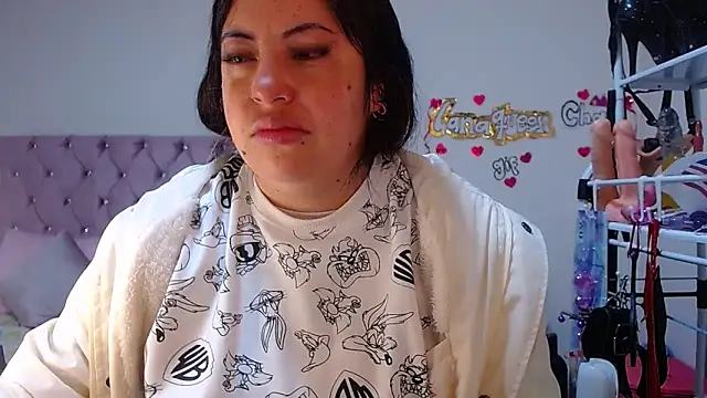 lanaqueen699 online show from 6, 2, 2026