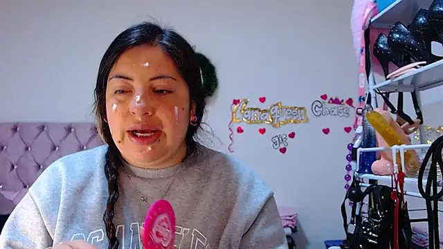 lanaqueen699 online show from 24, 2, 2026