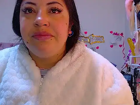 Snapshot of lanaqueen699 chatting on 15, 7, 2026 lanaqueen699 online show from 15, 7, 2026