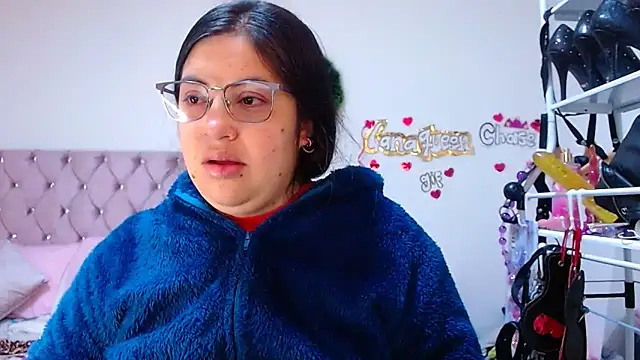 lanaqueen699 online show from 16, 2, 2026