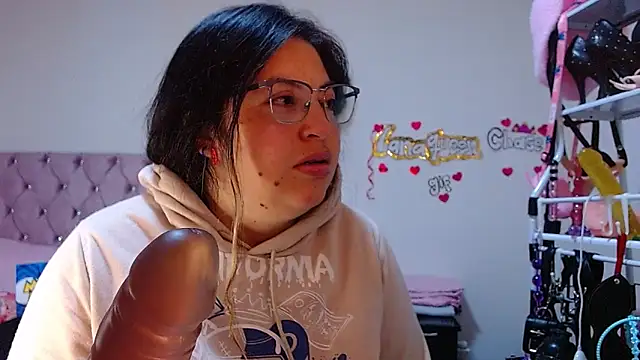 lanaqueen699 online show from 12, 3, 2026