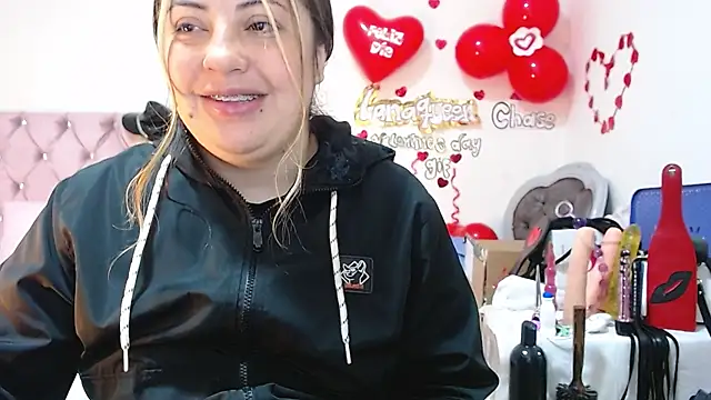 lanaqueen699 online show from 25, 2, 2025