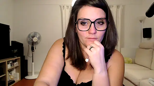 vagina02cam online show from 14, 1, 2026