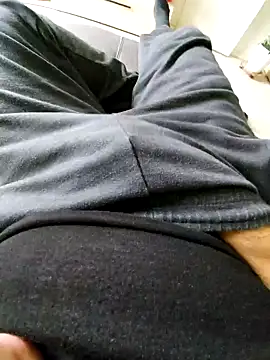 Snapshot of 85Friedrich chatting on 7, 10, 2025 85Friedrich online show from 7, 10, 2025