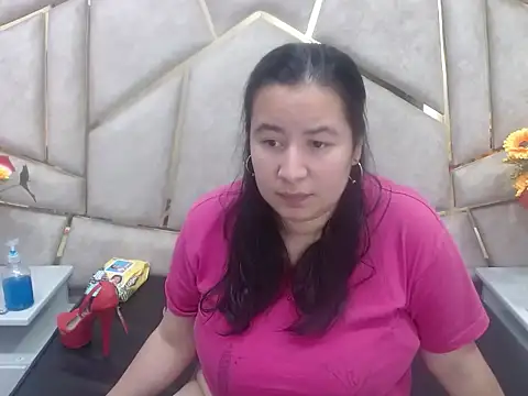 Snapshot of NaomyPrinces chatting on 21, 2, 2025 NaomyPrinces online show from 21, 2, 2025