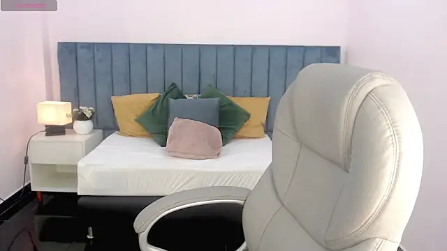 april bunnyy online show from 13, 2, 2026