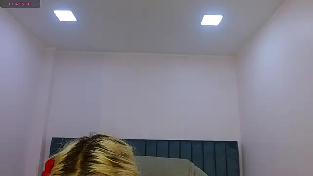 april bunnyy online show from 3, 7, 2026
