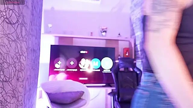 Melany Luv online show from 26, 3, 2026